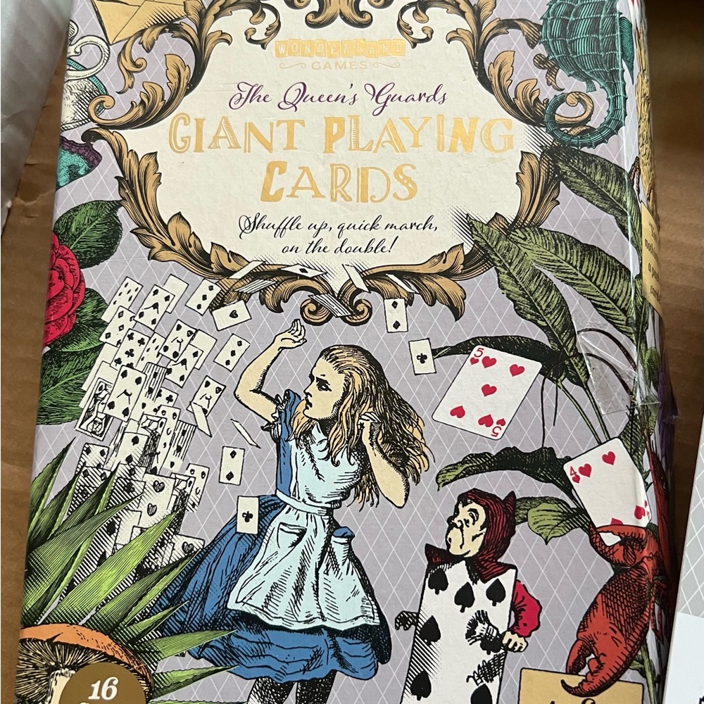 The Queen's Guards Giant Playing Cards - Multicolor